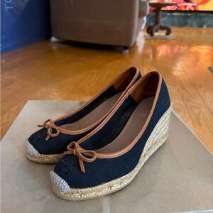 Coach vintage! Ireena Canvas Espadrille Wedges (US7)